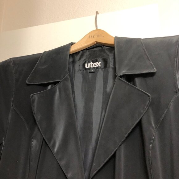 Trench Coat - water resistant -full length EUC - Picture 7 of 11